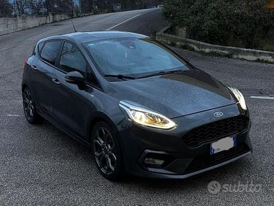 Usata Ford Fiesta ST-Line 86 CV (63 kW) 2018 Grigio Berlina