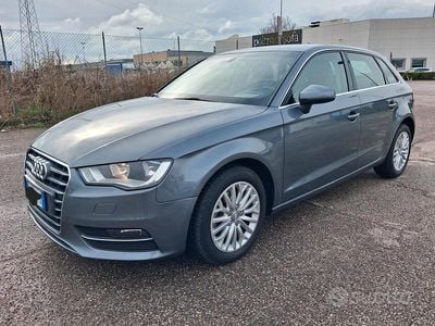 Usata Audi A3 Ambiente 110 CV (80 kW) 2014 Grigio Berlina