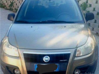 Usata Fiat Sedici 120 CV (88 kW) 2009 Marrone SUV