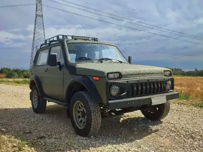 Usata Lada niva 75 CV (55 kW) 1990 SUV