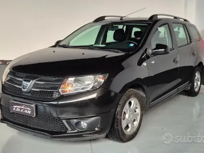 Usado Dacia Logan MCV 90 CV (66 kW) 2016 Negro Familiar