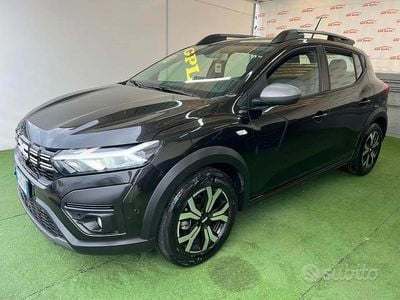 Usata Dacia Sandero Stepway 101 CV (74 kW) 2022 Nero Berlina