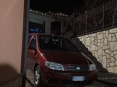 Usata Fiat Punto 2004 Rosso Berlina