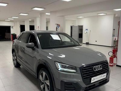 Usata Audi Q2 Business 116 CV (85 kW) 2019 Grigio SUV