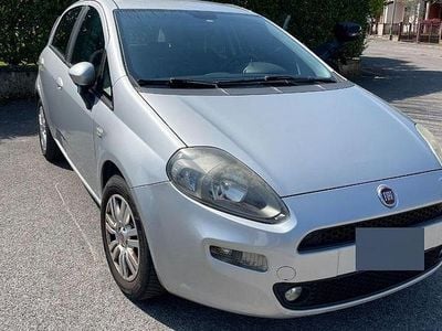 Usata Fiat Punto Lounge 75 CV (55 kW) 2015 Grigio Utilitaria