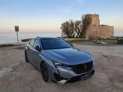 Usata Peugeot 308 GT 131 CV (96 kW) 2024 Berlina