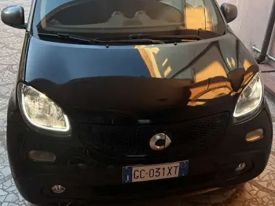 Usata Smart ForFour Passion 71 CV (52 kW) 2017 Utilitaria