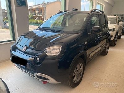 Usata Fiat Panda Cross Cross 80 CV (58 kW) 2015 Nero Utilitaria