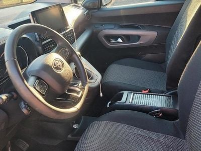Usata Toyota Proace City City 131 CV (96 kW) 2023 Grigio Monovolume