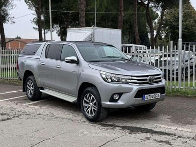 usata Toyota HiLux Hilux IV 2.4 d-4d double cab Executive 4wd auto