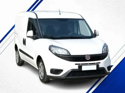 Usata Fiat Doblò 95 CV (69 kW) 2022 Bianco pastello Monovolume