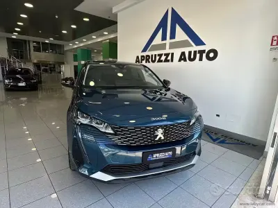 Usata Peugeot 3008 Allure 131 CV (96 kW) 2022 Blu SUV