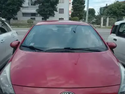 Usata Kia Rio 2011 Rosso Berlina
