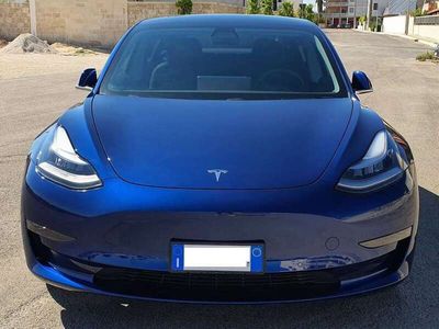 usata Tesla Model 3 performance