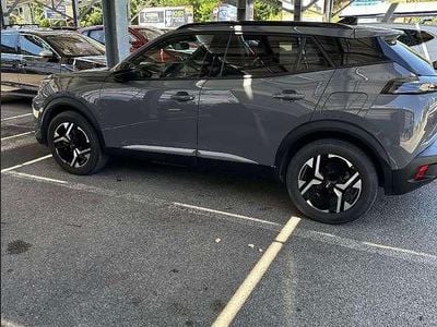 Usata Peugeot 2008 Allure 101 CV (74 kW) 2024 Grigio SUV