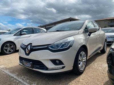 Usata Renault Clio IV 75 CV (55 kW) 2017 Beige Utilitaria