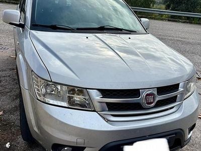 Usata Fiat Freemont 140 CV (102 kW) 2012 Argento SUV