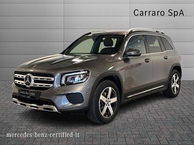 Usata Mercedes GLB200 150 CV (110 kW) 2023 Grigio metallizzato SUV