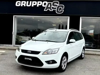 Käytetty Ford Focus Style 109 HP (80 kW) 2011 Valkoinen Farmari