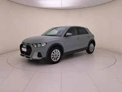 Usata Audi A1 Business 116 CV (85 kW) 2025 Grigio freccia perla SUV