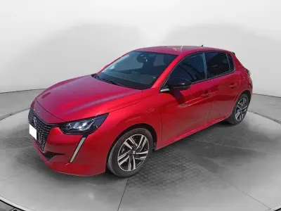 Usata Peugeot 208 Allure 101 CV (74 kW) 2023 Rosso Utilitaria