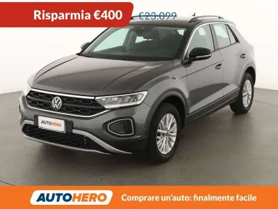 Usata VW T-Roc Life 150 CV (110 kW) 2023 Grigio SUV