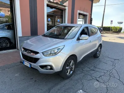Usata Hyundai ix35 Xpossible 115 CV (84 kW) 2014 Grigio SUV