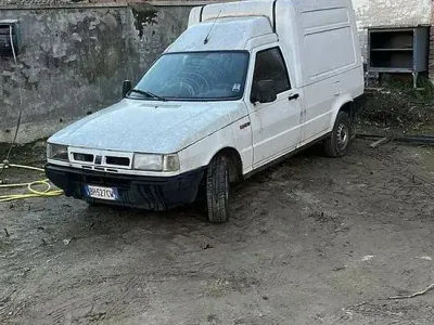 Usata Fiat Fiorino 57 CV (41 kW) 2001 Bianco