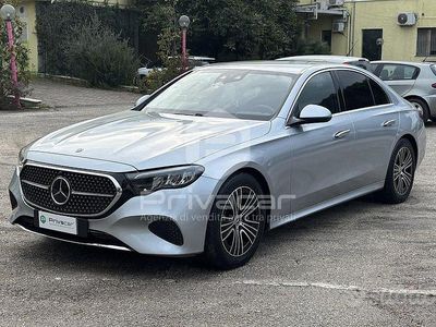 Usata Mercedes E220 Advanced 197 CV (144 kW) 2024 Grigio Berlina