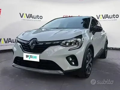 Usata Renault Captur Techno 143 CV (105 kW) 2023 Bianco SUV