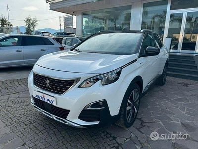 usata Peugeot 3008 hybrid 4x4 300cv km 15000 - 2020