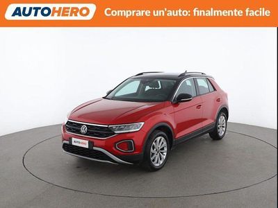 Usata VW T-Roc Life 115 CV (84 kW) 2022 Rosso SUV