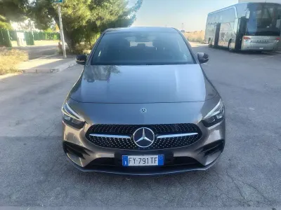 Usata Mercedes B180 Premium 116 CV (85 kW) 2019 Utilitaria
