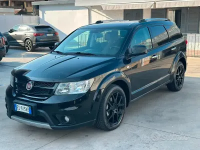 Usata Fiat Freemont 170 CV (125 kW) 2013 Nero SUV