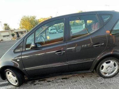 Usata Mercedes A170 95 CV (69 kW) 2000 Nero Monovolume