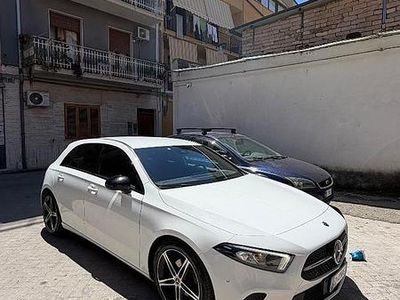 Usata Mercedes A180 116 CV (85 kW) 2019 Bianco Berlina