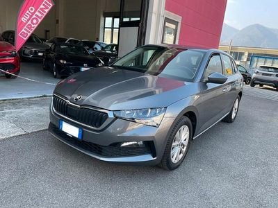 Brugt Skoda Scala Ambition 95 HK (69 kW) 2023 Grå Hatchback