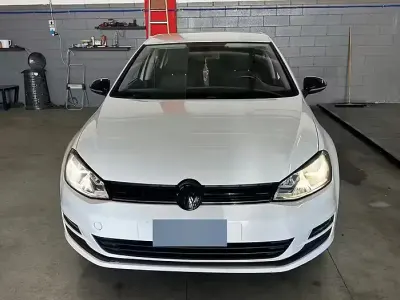 Second-hand VW Golf VII 105 CP (77 kW) 2015 Alb Berlinǎ