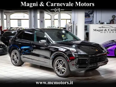 Usata Porsche Cayenne Sport 340 CV (250 kW) 2022 Nero SUV