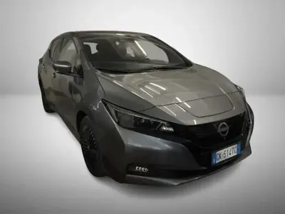 Usata Nissan Leaf N-Connecta 110 kW (150 CV) 2022 Grigio Utilitaria