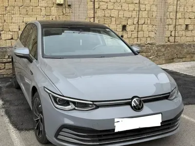 Usata VW Golf VIII Edition 149 CV (109 kW) 2020 Grigio Berlina