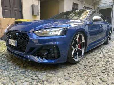 Usata Audi RS5 Sportback Competition 450 CV (330 kW) 2024 Blu/azzurro Berlina