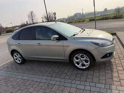 Usata Ford Focus Ghia 101 CV (74 kW) 2010 Berlina