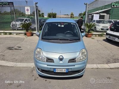 Usata Renault Modus Dynamique 101 CV (74 kW) 2010 Blu Monovolume