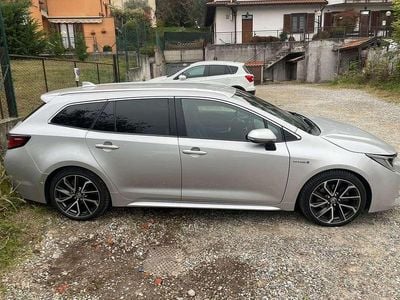Argento Usata 2021 Toyota Corolla Lounge Station wagon | 21.000 € (Buon prezzo)