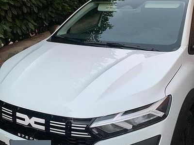 Usata Dacia Sandero Stepway 91 CV (66 kW) 2024 Bianco Utilitaria