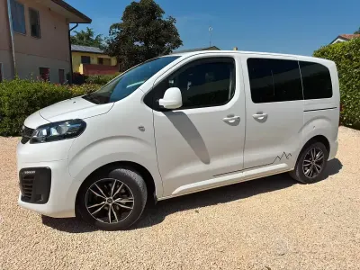 Usata Opel Zafira Life Edition 145 CV (106 kW) 2020 Bianco Monovolume
