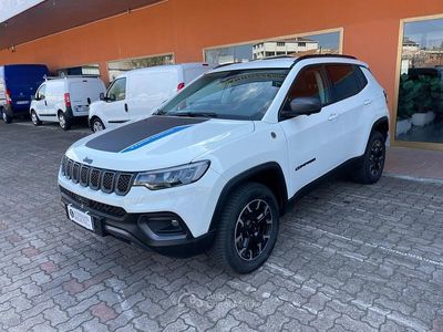 Usata Jeep Compass Trailhawk 180 CV (132 kW) 2021 Bianco SUV