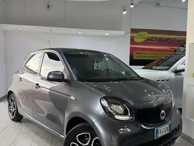 Usata Smart ForFour Superpassion 71 CV (52 kW) 2019 Grigio Utilitaria