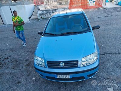 Usata Fiat Punto 60 CV (44 kW) 2003 Blu Berlina